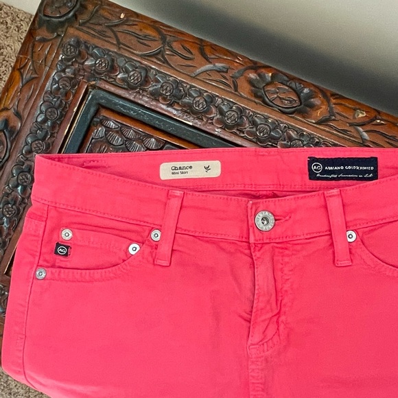 Bubblegum pink mini skirt - Picture 9 of 12